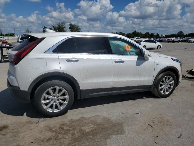 VIN 1GYAZAR47LF039864 2020 Cadillac XT4, Luxury no.3