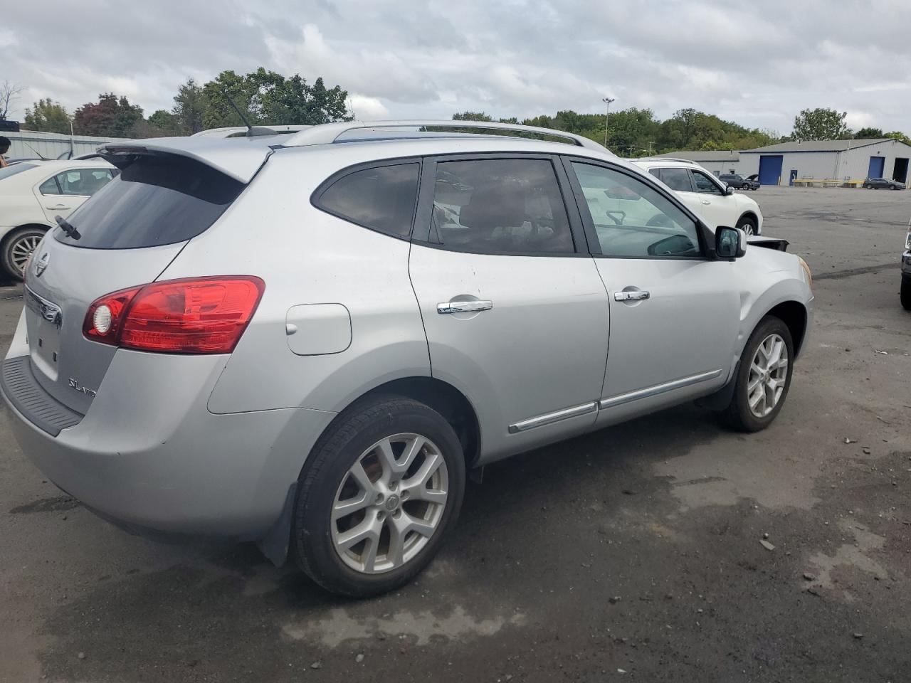 NISSAN ROGUE S 2011 silver  gas JN8AS5MV3BW261080 photo #4