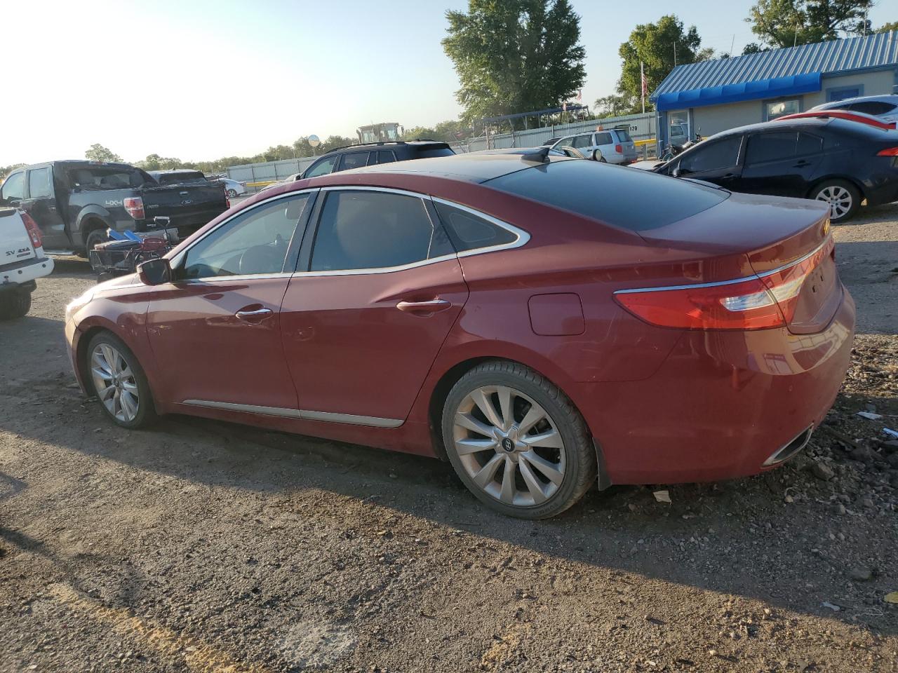 Lot #3006439106 2013 HYUNDAI AZERA GLS