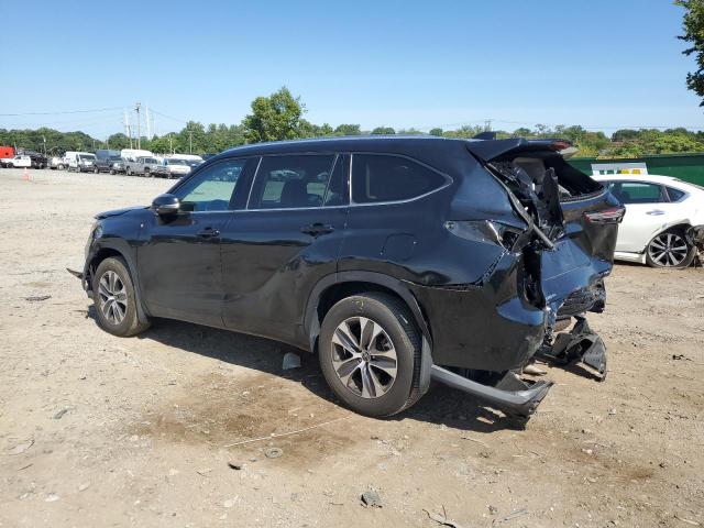 VIN 5TDGZRBH5MS543195 2021 Toyota Highlander, Xle no.2