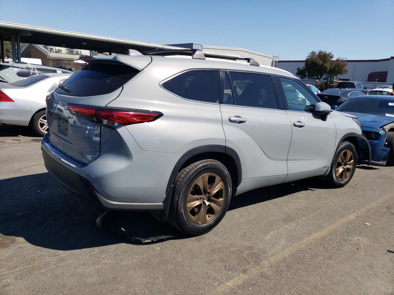 Lot #2991586982 2022 TOYOTA HIGHLANDER