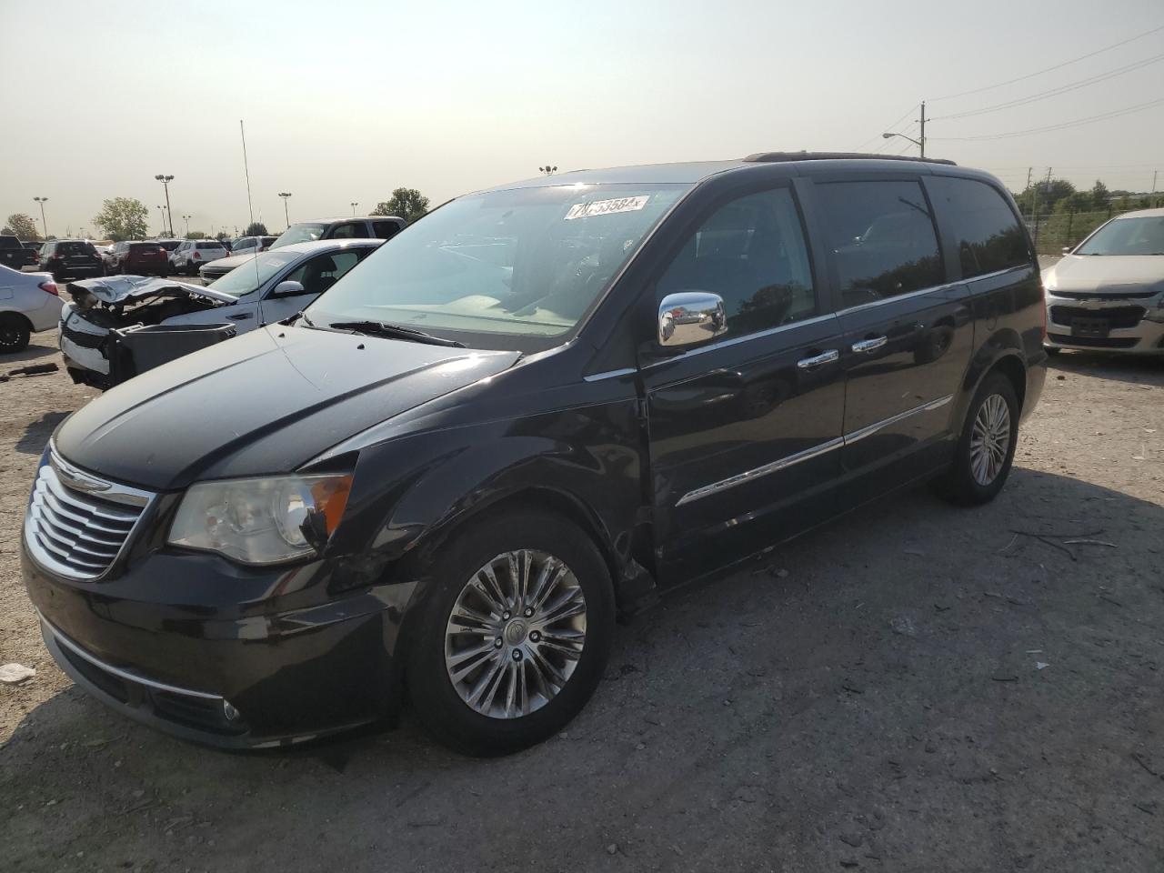 Lot #2974731119 2013 CHRYSLER TOWN & COU