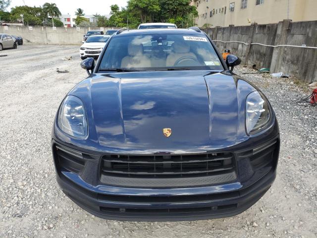 VIN WP1AA2A57NLB03072 2022 Porsche Macan no.5