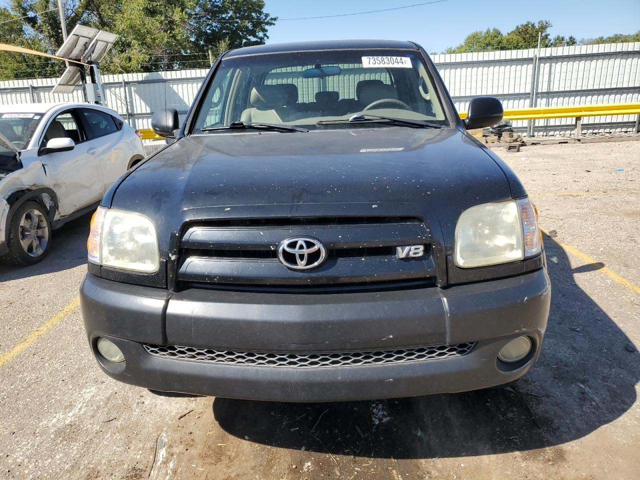 Lot #2890898673 2004 TOYOTA TUNDRA DOU