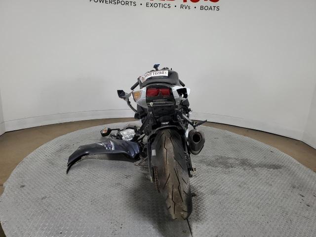 2015 SUZUKI GSX-R750 - JS1GR7MA2F2101886