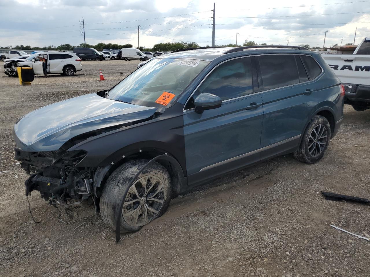 Volkswagen Tiguan 2020 SE, SEL