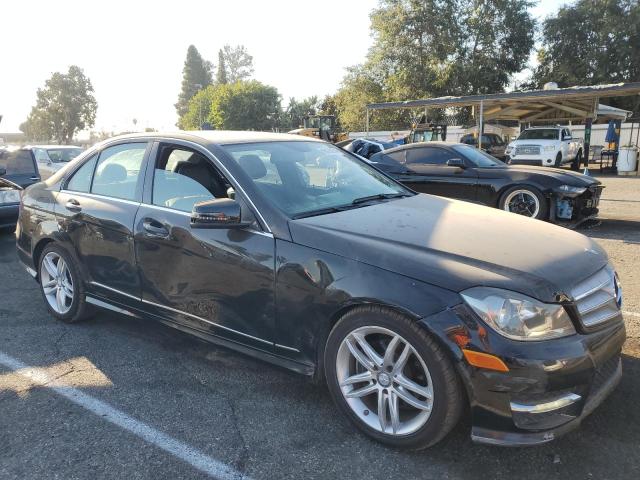 VIN WDDGF4HB3DR249409 2013 Mercedes-Benz C-Class, 250 no.4