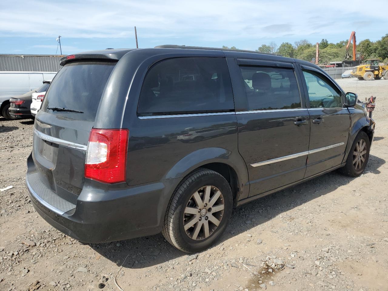 Lot #2869753943 2011 CHRYSLER TOWN & COU