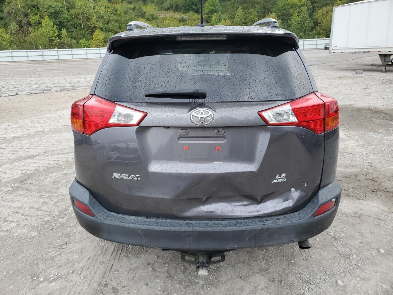 TOYOTA RAV4 LE
