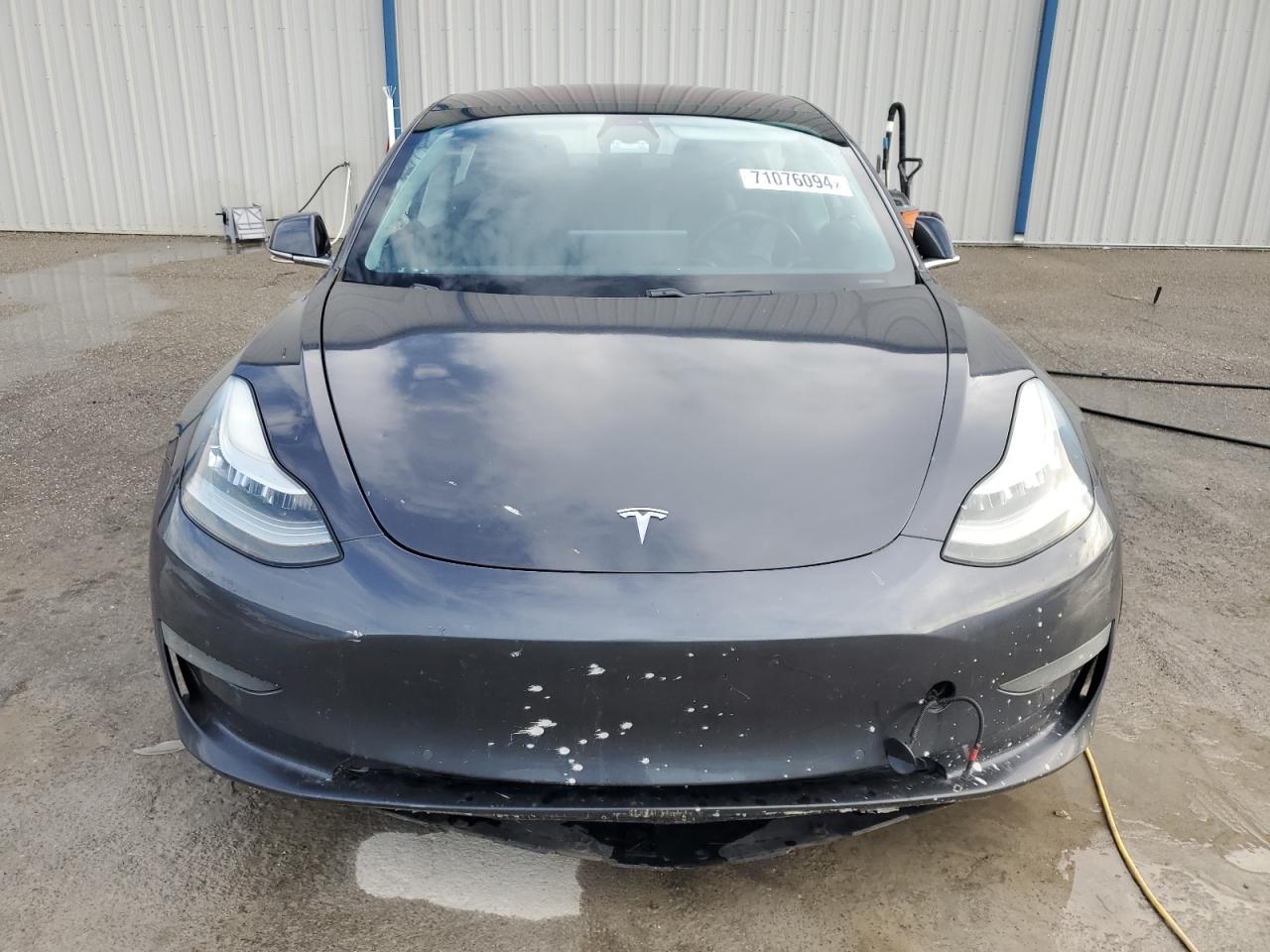 Lot #3024650567 2018 TESLA MODEL 3