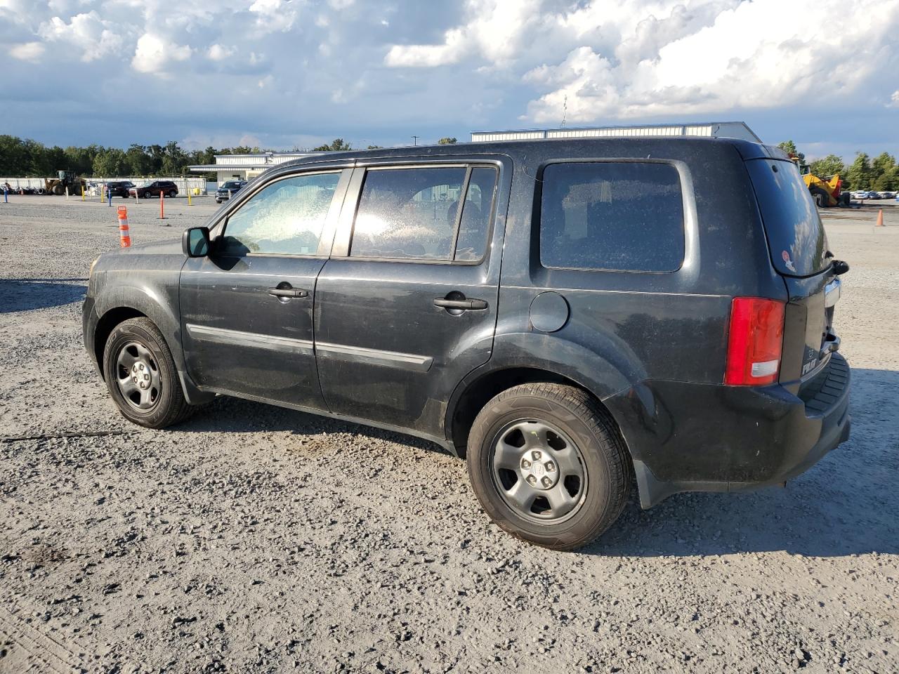 Lot #2871762414 2012 HONDA PILOT LX