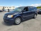 CHRYSLER TOWN & COU photo