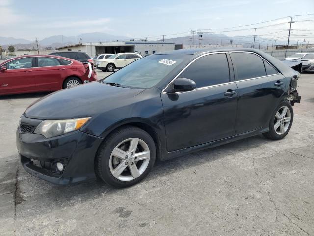 VIN 4T1BF1FK4EU331181 2014 Toyota Camry, L no.1