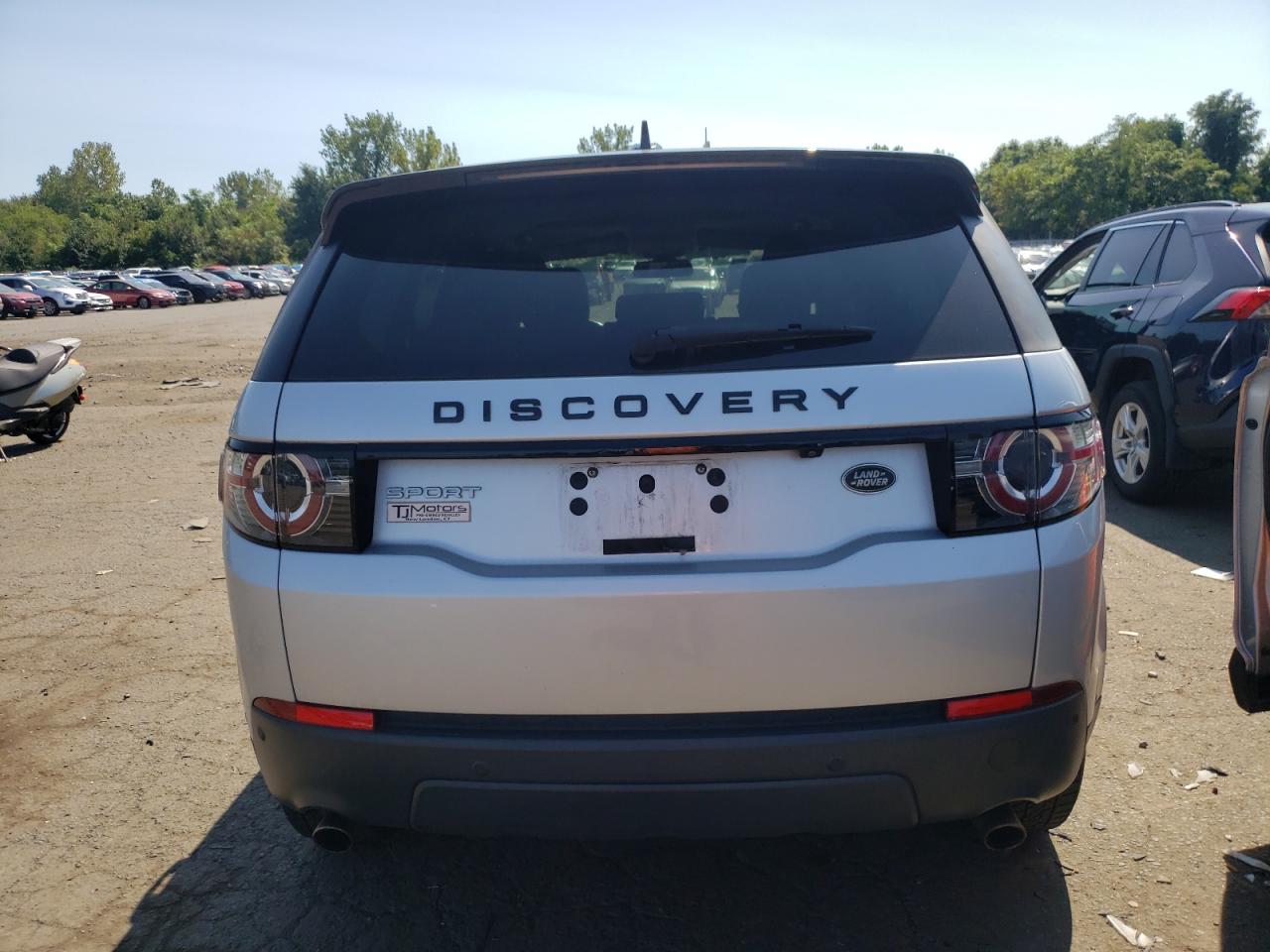 Lot #3034279076 2016 LAND ROVER DISCOVERY