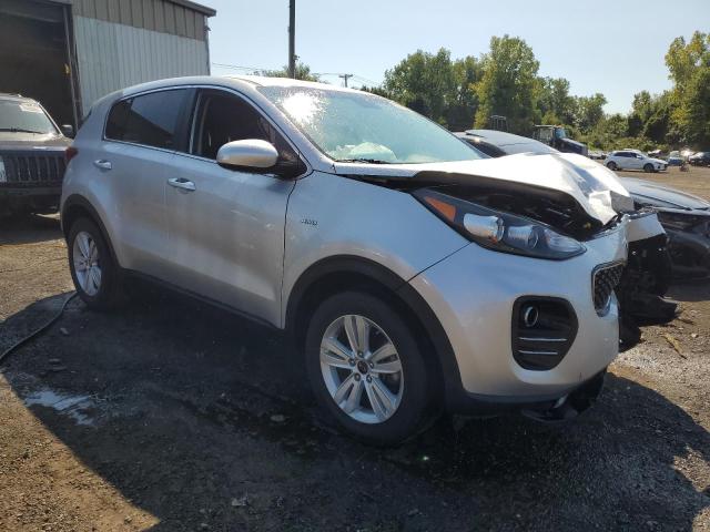 VIN KNDPMCAC3H7246511 2017 KIA Sportage, LX no.4