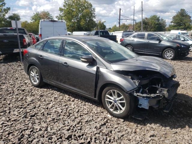 VIN 1FADP3F28FL252177 2015 Ford Focus, SE no.4