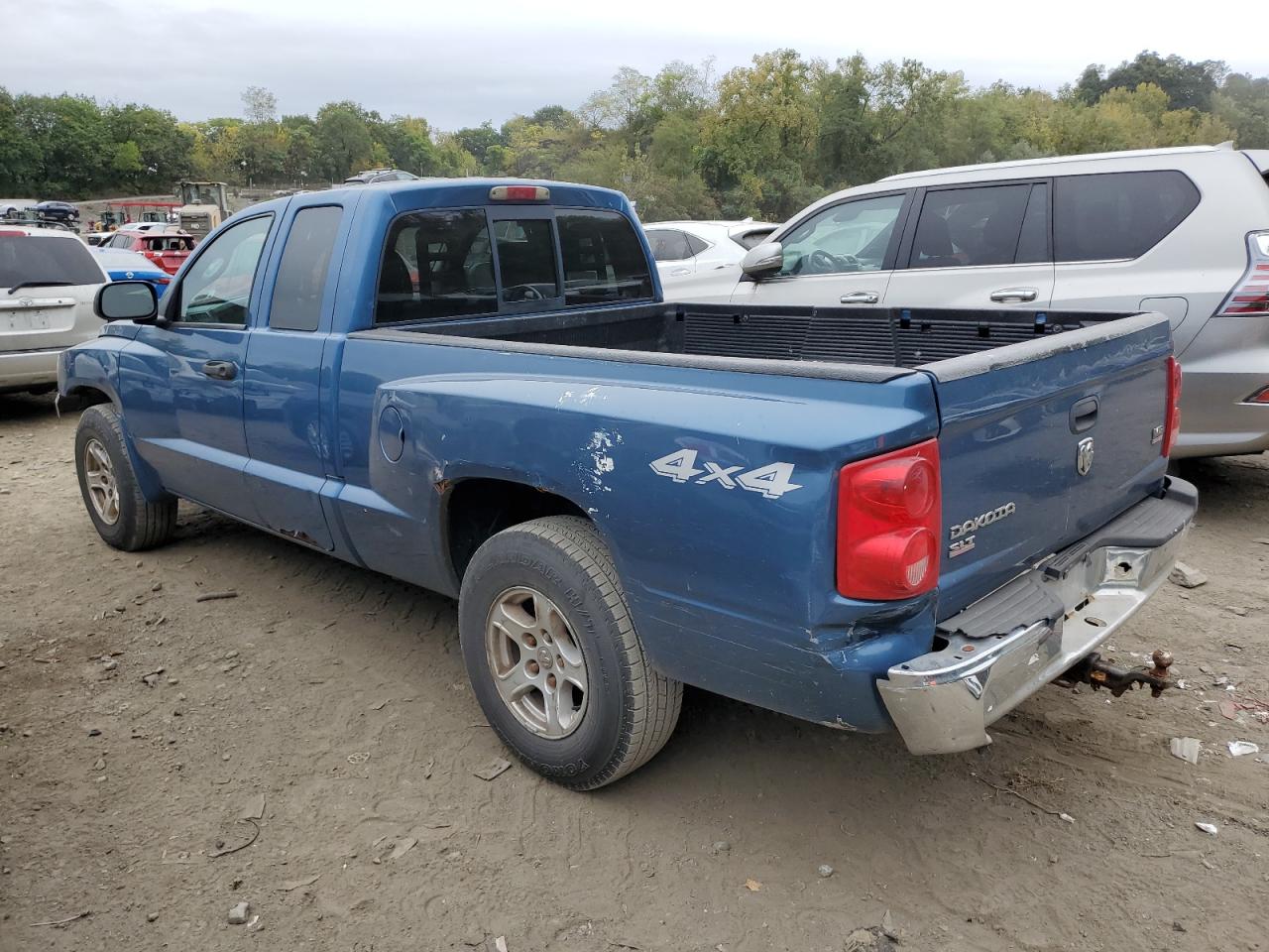 Lot #2957252462 2005 DODGE DAKOTA SLT