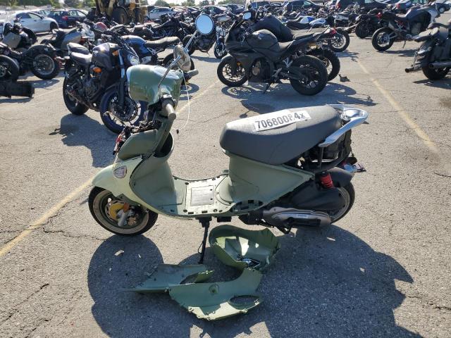 GENUINE SCOOTER CO. SCOOTER 2008 green  gas RFVPAC60181001626 photo #4