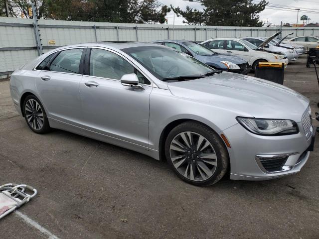 VIN 3LN6L5E98JR627113 2018 Lincoln MKZ, Reserve no.4