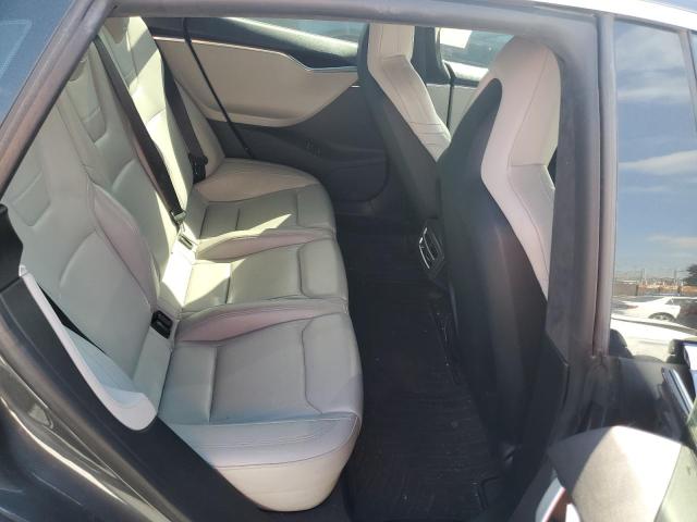 2015 TESLA MODEL S P8 5YJSA1H40FF082115