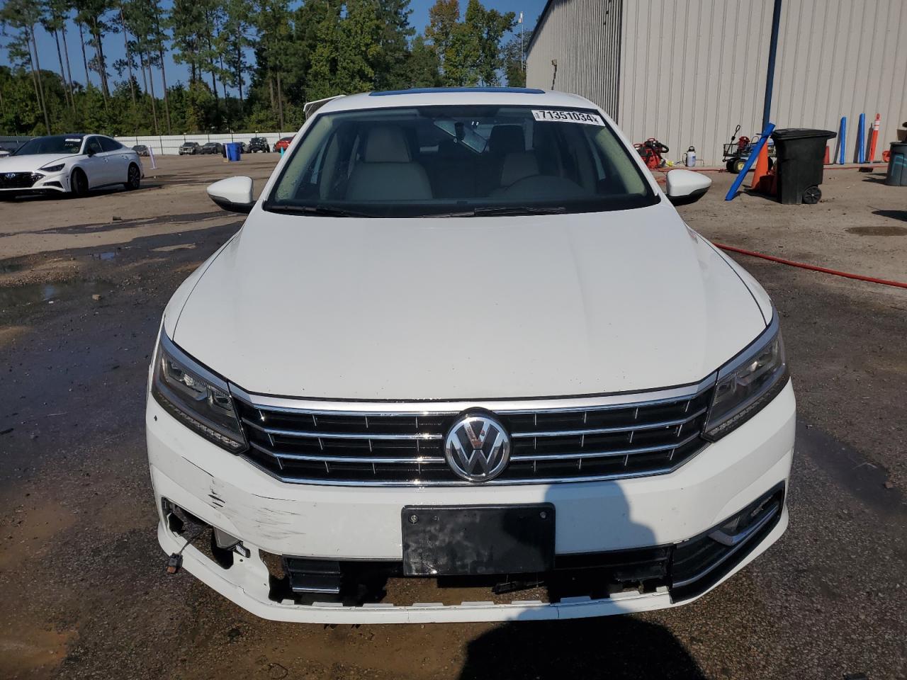 Lot #2988685280 2017 VOLKSWAGEN PASSAT SE