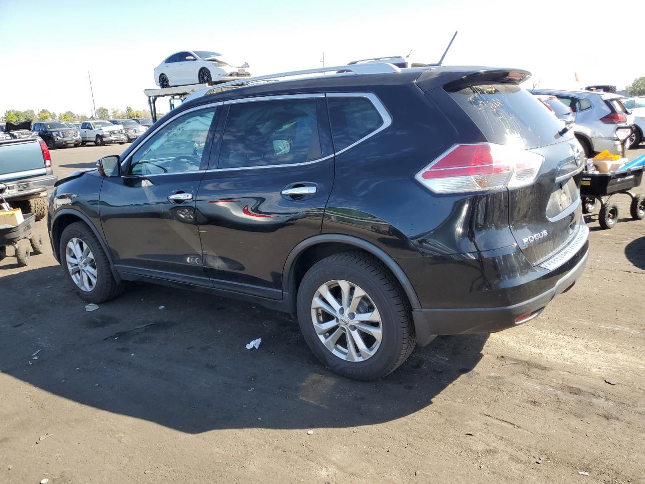 Lot #3024671571 2015 NISSAN ROGUE S