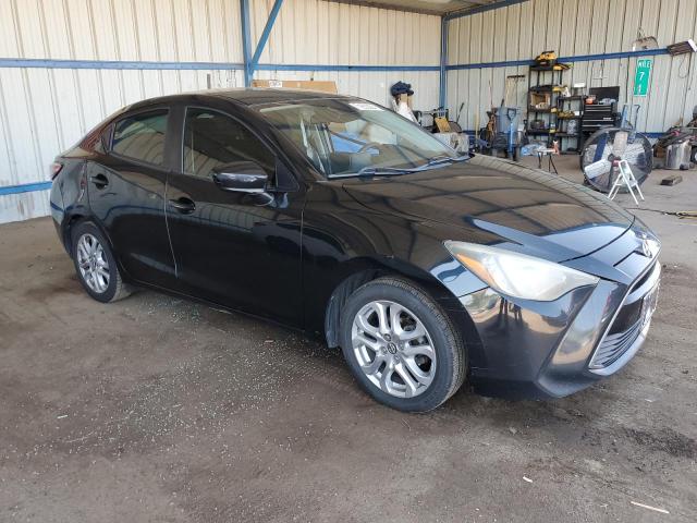 VIN 3MYDLBZV4GY108044 2016 Toyota Scion no.4