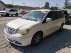 CHRYSLER TOWN & COU photo