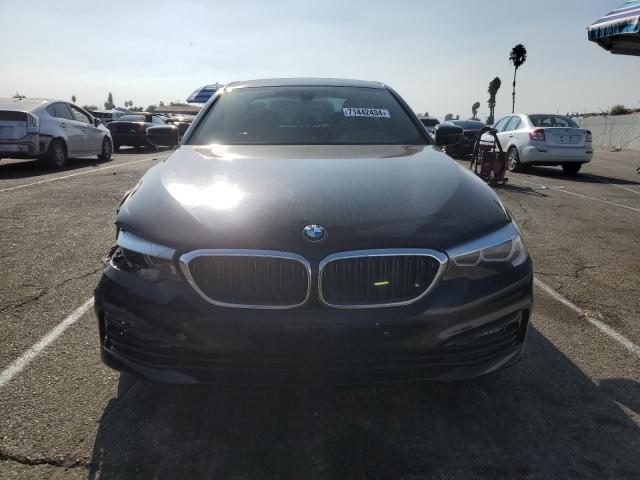 VIN WBAJA9C51JB252064 2018 BMW 5 Series, 530E no.5