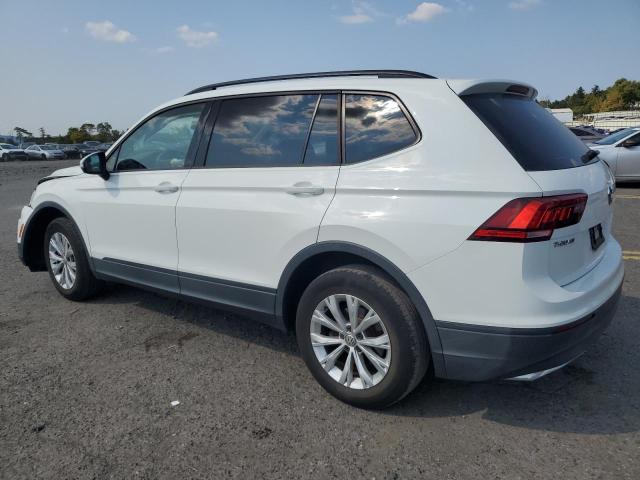 VIN 3VV0B7AX4JM046588 2018 Volkswagen Tiguan, S no.2