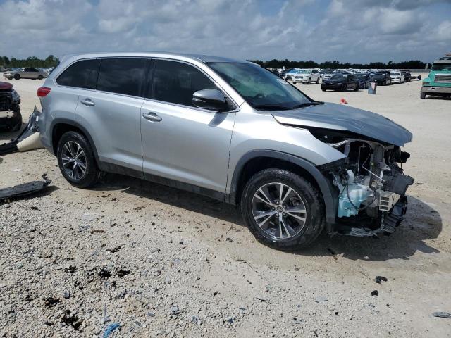 2019 TOYOTA HIGHLANDER 5TDZARFH3KS054270  70410964