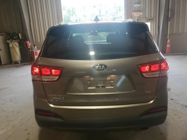 VIN 5XYPG4A30JG342862 2018 KIA Sorento, LX no.6