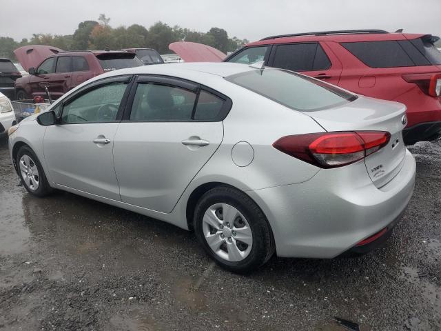 VIN 3KPFK4A71JE280608 2018 KIA Forte, LX no.2