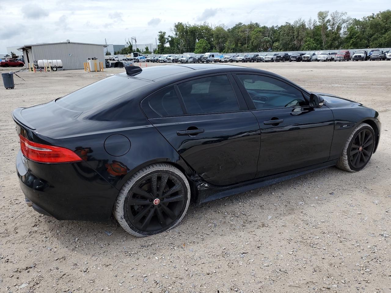 Lot #2994362018 2017 JAGUAR XE R - SPO