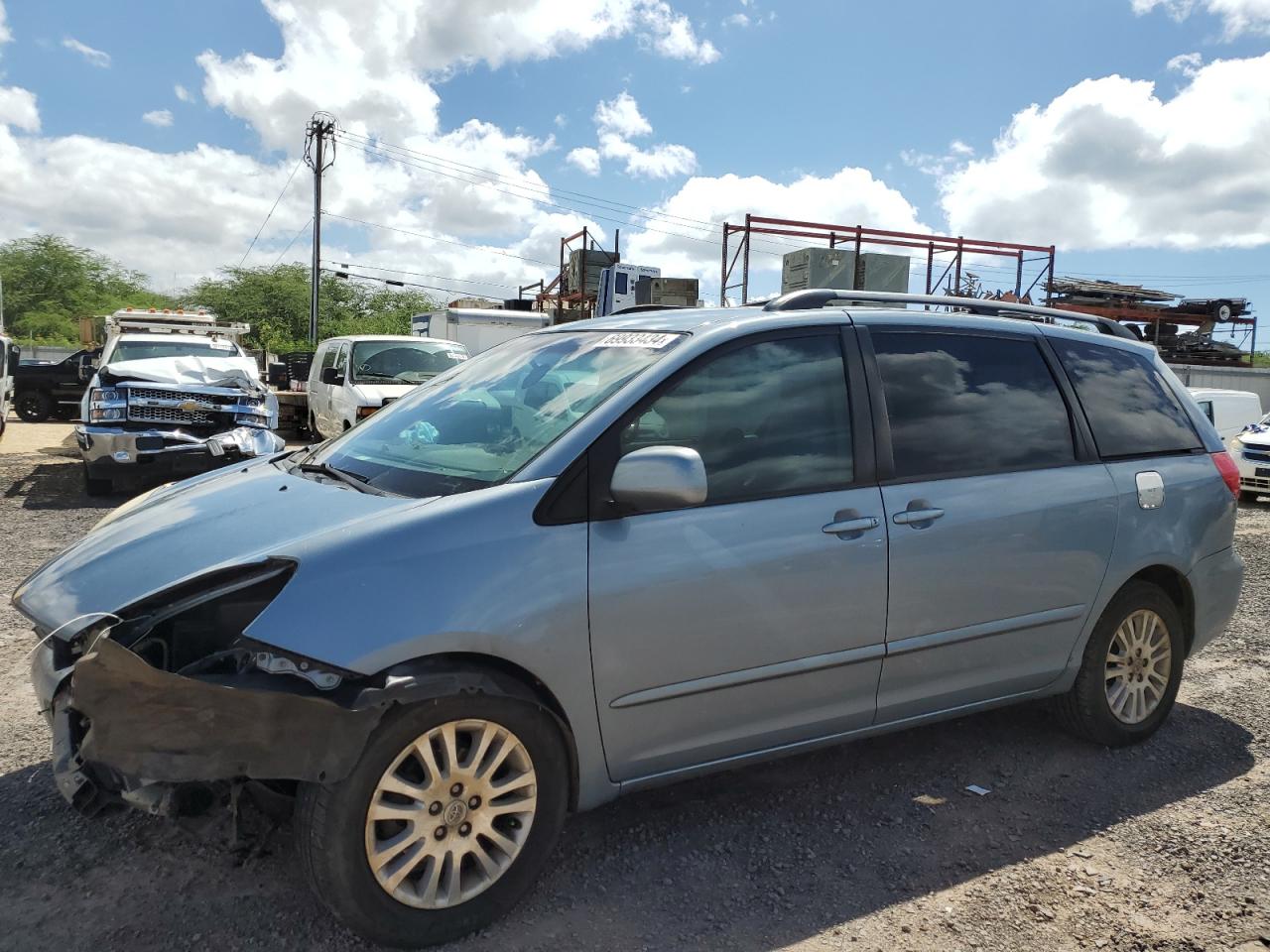 TOYOTA SIENNA XLE