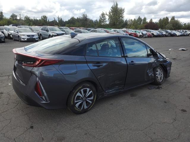 VIN JTDKARFP9J3071745 2018 Toyota Prius no.3