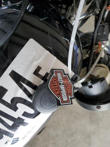 2011 HARLEY-DAVIDSON FLTRU 1HD1KGM1XBB634996