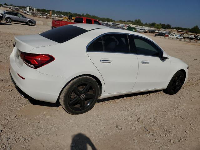 Vin: wdd3g4eb6kw021421, lot: 55458715, mercedes-benz a-class 220 20193