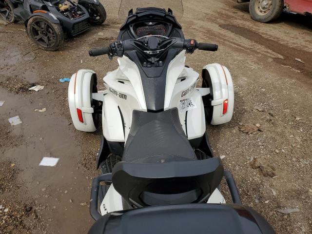 2014 CAN-AM SPYDER ROA - 2BXNCBC13EV000110
