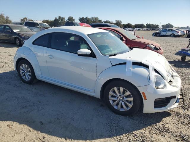 VIN 3VWFD7AT3KM710393 2019 Volkswagen Beetle, S no.4