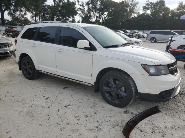 VIN 3C4PDCGB3KT852649 2019 Dodge Journey, Crossroad no.4