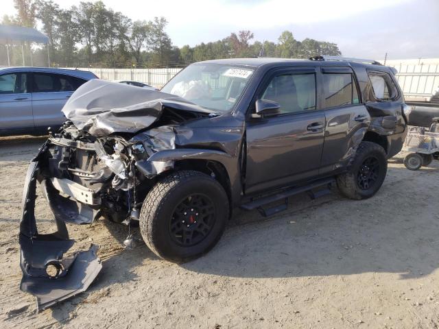 2019 TOYOTA 4RUNNER SR5 2019