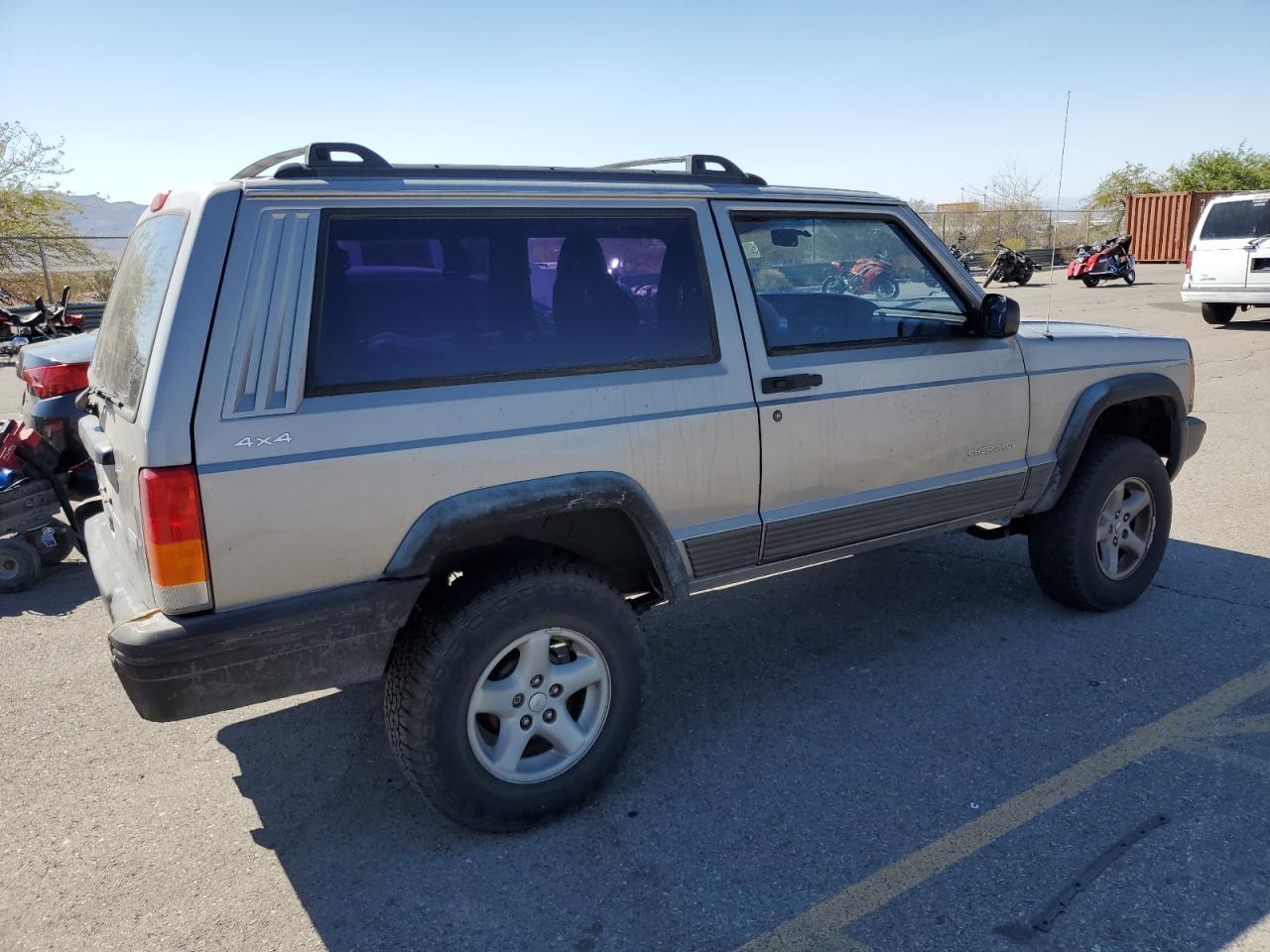 2000 Jeep CHEROKEE S, SE