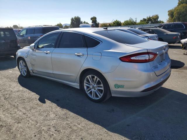 VIN 3FA6P0PU7GR229774 2016 Ford Fusion, Se Phev no.2