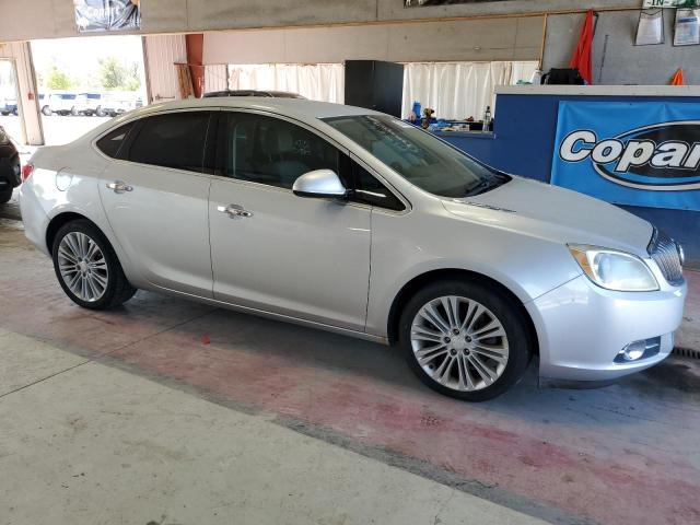 VIN 1G4PP5SK4D4200637 2013 Buick Verano no.4