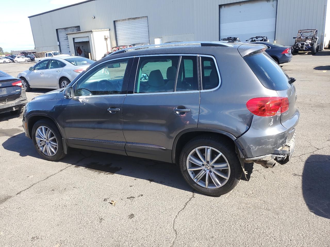 Lot #2905278482 2012 VOLKSWAGEN TIGUAN S