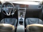 VOLVO V60 CROSS photo