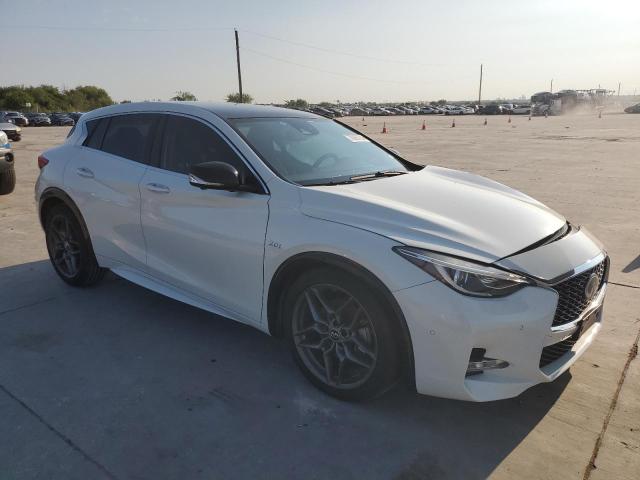 SJKCH5CP6HA031512 Infiniti Qx30 Base 2017