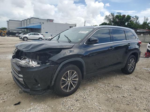 VIN 5TDKZRFHXKS564058 2019 Toyota Highlander, SE no.1