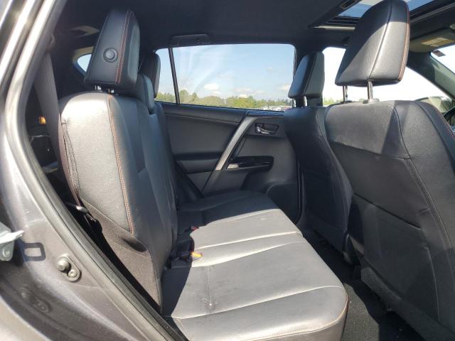 2016 TOYOTA RAV4 SE - JTMJFREVXGJ061131